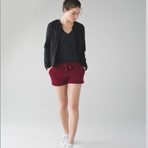 Lululemon Spring Break Away shorts size 4